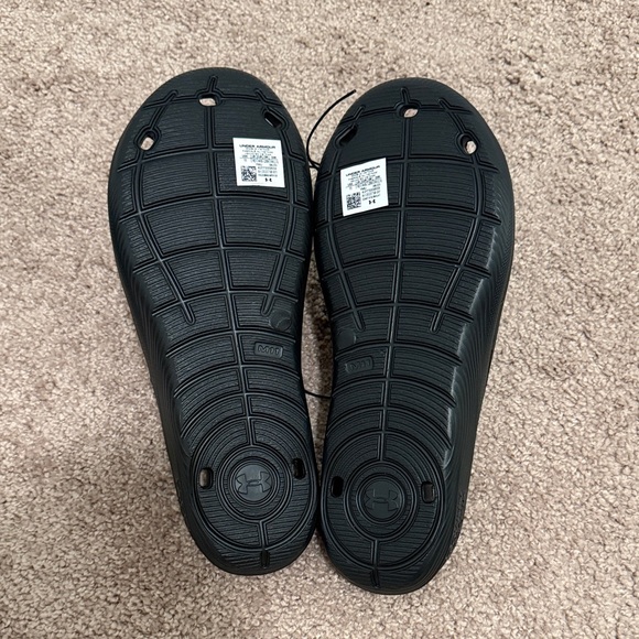 Under Armour Dark Slide Sandals with Logo - Picture 3 of 3